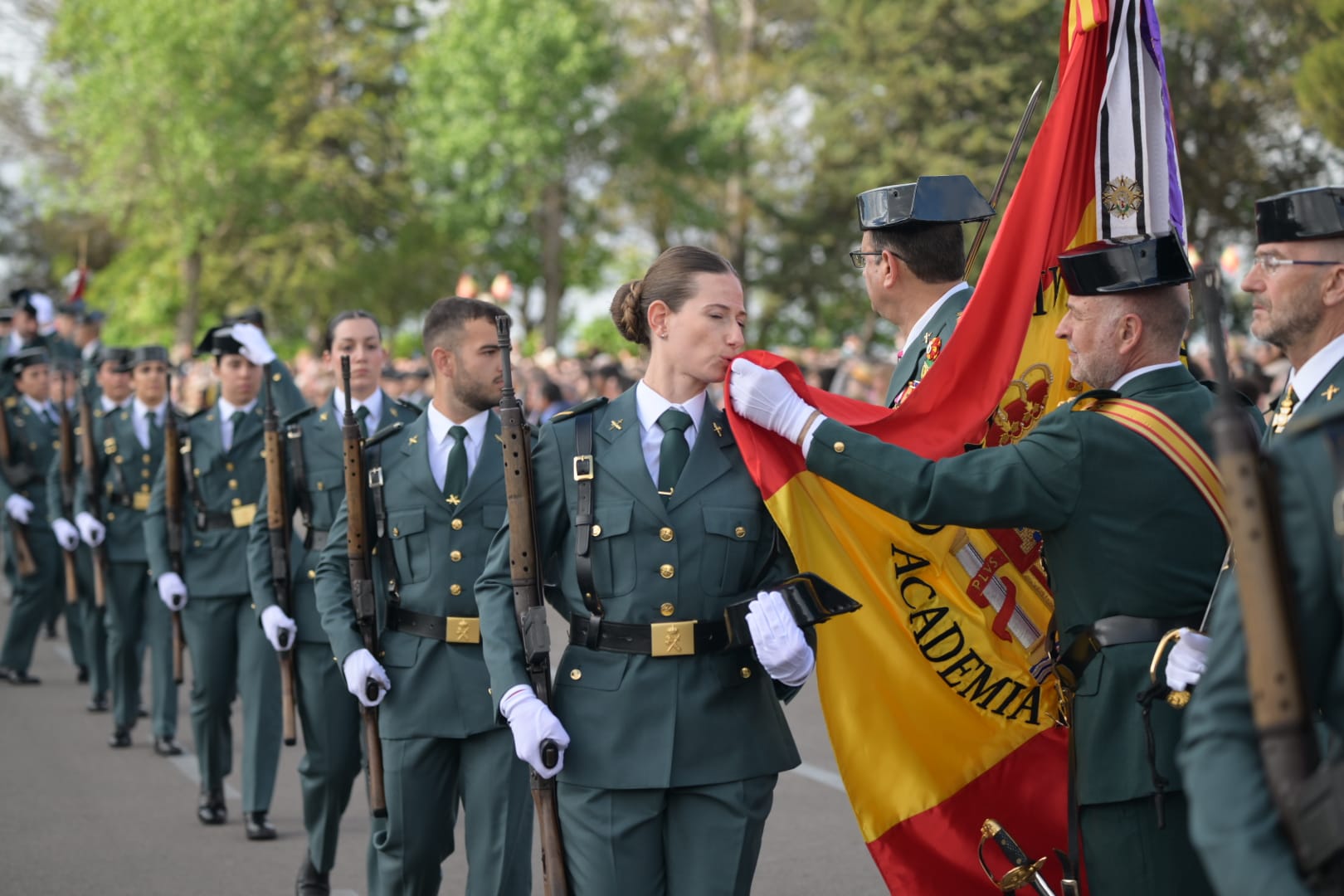 Grande-Marlaska destaca la capacidad de adaptación de la Guardia Civil a contextos muy distintos, “sin renunciar a su identidad”