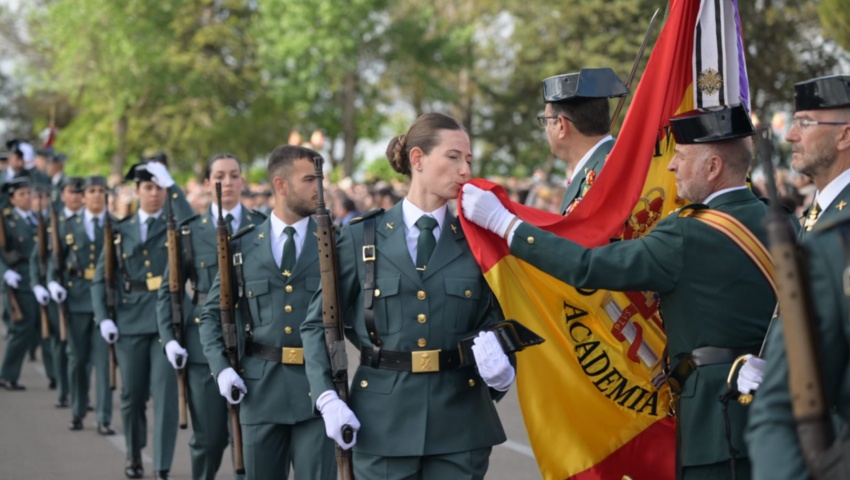 Grande-Marlaska destaca la capacidad de adaptación de la Guardia Civil a contextos muy distintos, “sin renunciar a su identidad”