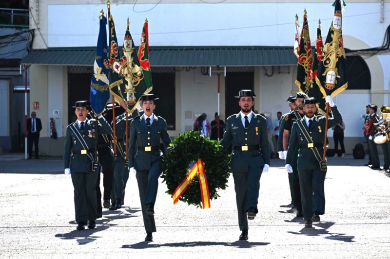 Acto conmemorativo del 182º aniversario de la fundación de la Guardia Civil celebrado en Córdoba. Ofrenda floral Acto conmemorativo del 182º aniversario de la fundación de la Guardia Civil celebrado en Córdoba. Ofrenda floral