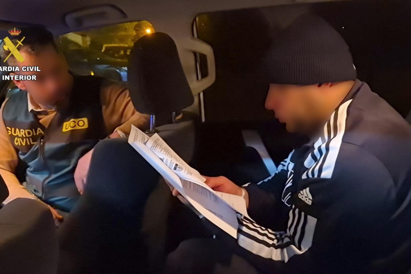 Detenido el último tripulante de la narcolancha utilizada en el asesinato de dos agentes de la Guardia Civil en Barbate (Cádiz) Detenido el último tripulante de la narcolancha utilizada en el asesinato de dos agentes de la Guardia Civil en Barbate (Cádiz)