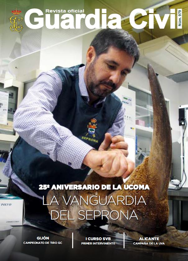 Portada de la última revista oficial de la Guardia Civil