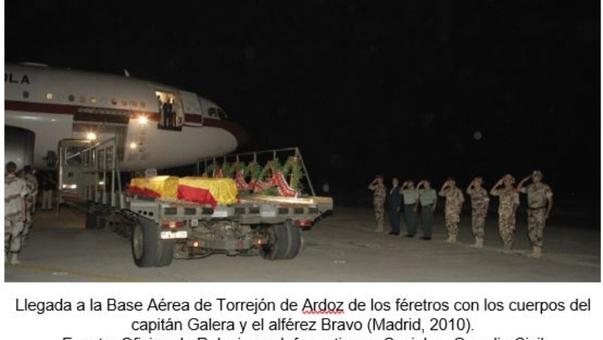 25 de agosto de 2010. Fallecimiento de dos oficiales del Centro de Adiestramientos Especiales (CAE) como consecuencia de atentado terrorista en Afgani...