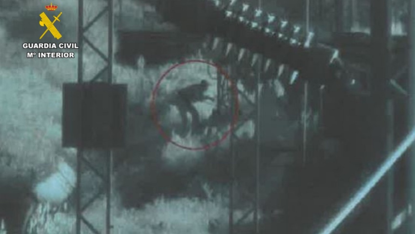 Detenido un hombre por cometer 16 robos de cableado de cobre en vías férreas en Zaragoza que provocaron retrasos en 76 trenes de alta velocidad y líne...