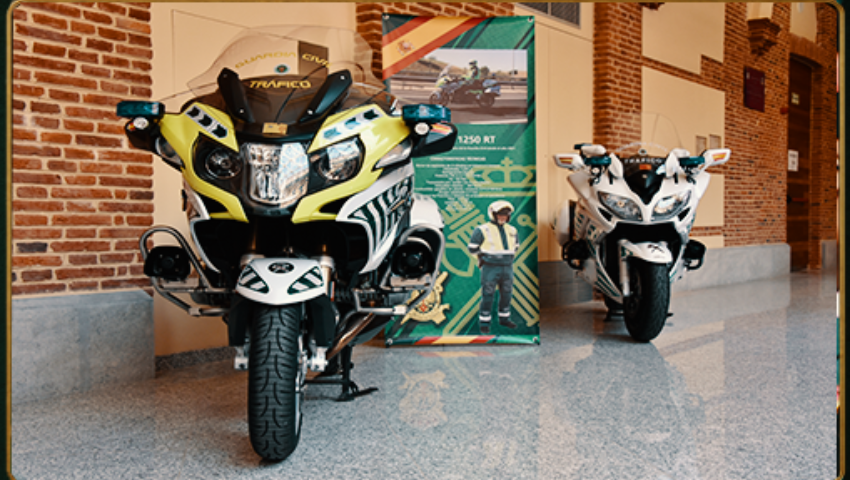 Inauguración exposición “La Guardia Civil al Servicio de la Ciudadanía”