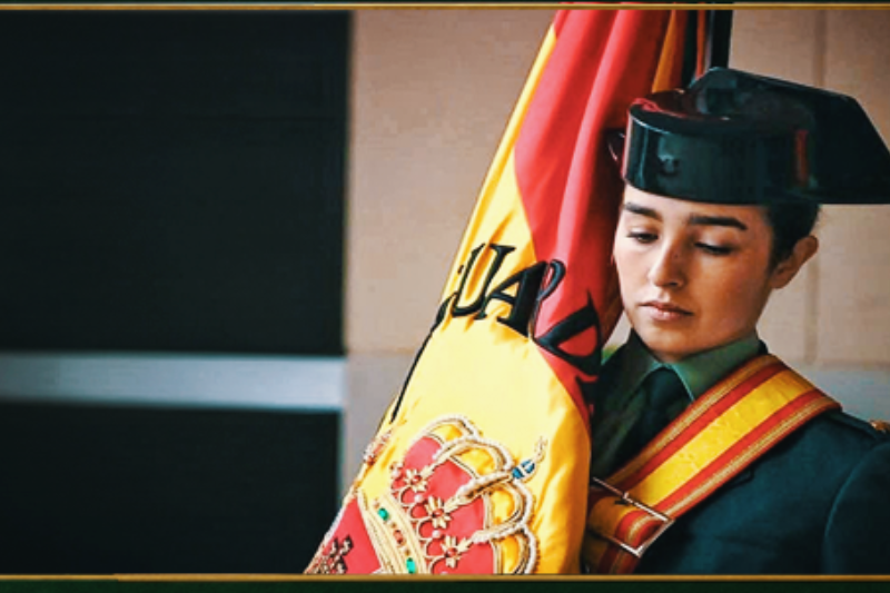 Arriado solemne de Bandera Arriado solemne de Bandera