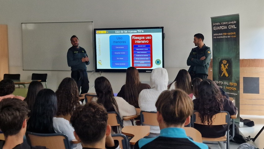 En Canarias 1200 estudiantes de 4º de la ESO participaron en las actividades de la National Cyber League de la Guardia Civil