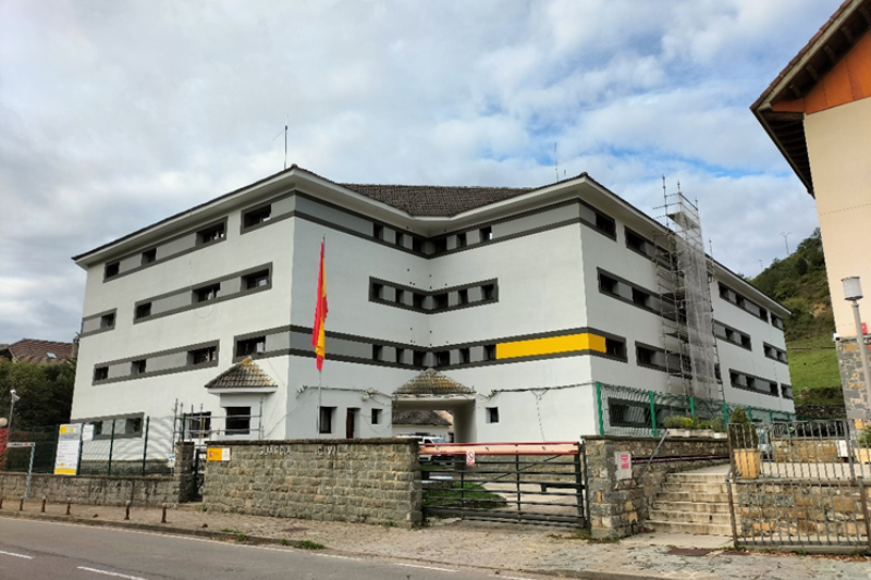 La Guardia Civil finaliza obras de rehabilitación eficiente en el del Puesto de Hecho (Huesca), en el marco del Plan de Recuperación, Tran sformación y Resiliencia (PRTR).