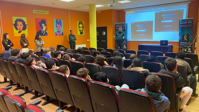 En Asturias 1000 estudiantes de 4º de la ESO participaron en las actividades de la National Cyber League de la Guardia Civil