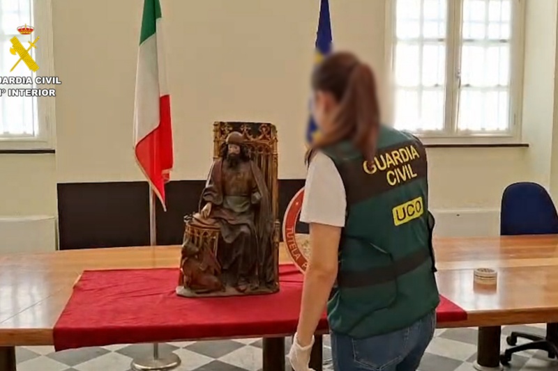 Recuperada en Italia una talla del siglo XV, robada en 1979 en Astudillo