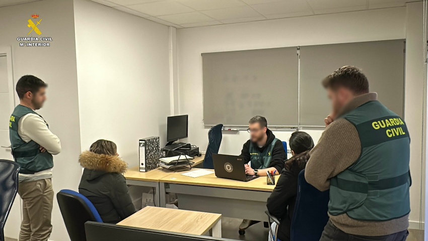 Investigadas doce personas por hacer de “mulas bancarias” de una organización criminal internacional