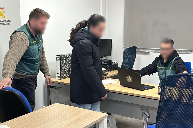 Investigadas doce personas por hacer de “mulas bancarias” de una organización criminal internacional