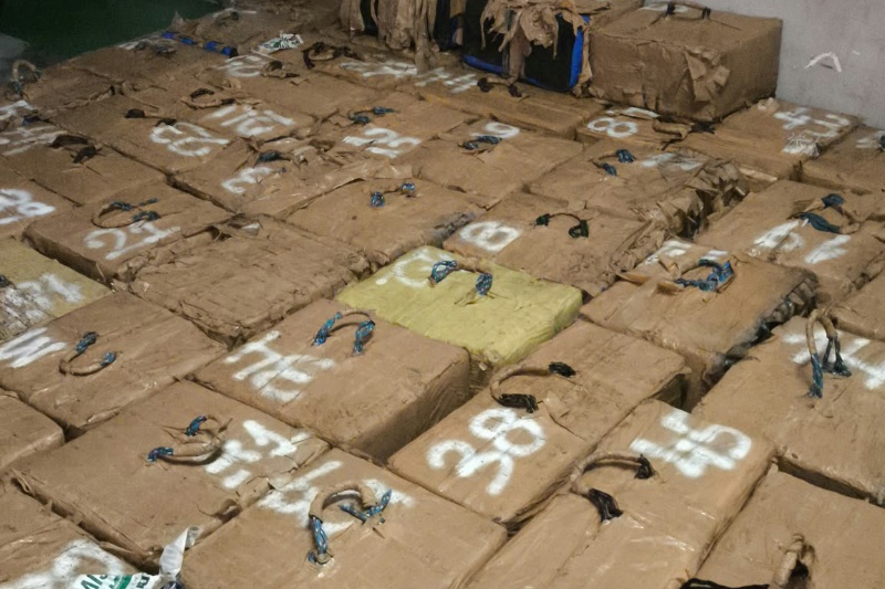 incautación de más de 1.500 kilos de cocaína incautación de más de 1.500 kilos de cocaína