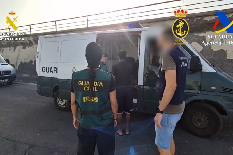 Interceptado un remolcador al oeste de Canarias que transportaba tres toneladas de cocaína