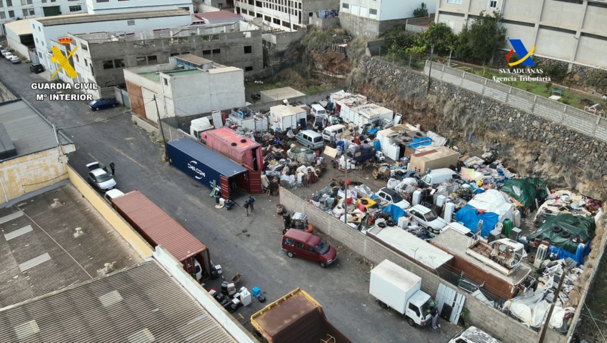 Detenidas 32 personas por el envío ilegal de 650 toneladas de residuos peligrosos desde Tenerife a países africanos