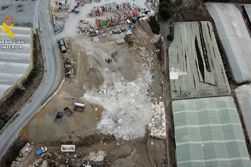 Imagen aérea de una zona de vertido de residuos