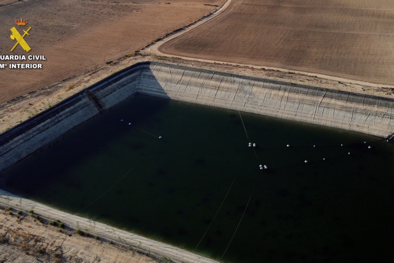 La Guardia Civil detecta más de 900 infraestructuras ilegales de extracción y acumulación de agua La Guardia Civil detecta más de 900 infraestructuras ilegales de extracción y acumulación de agua