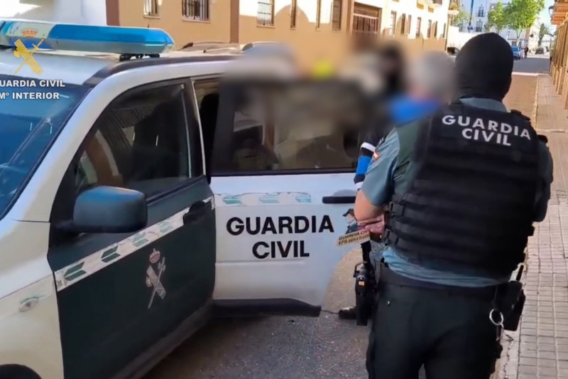 Detenidas seis personas por prostitución de dos menores en Isla Cristina (Huelva)