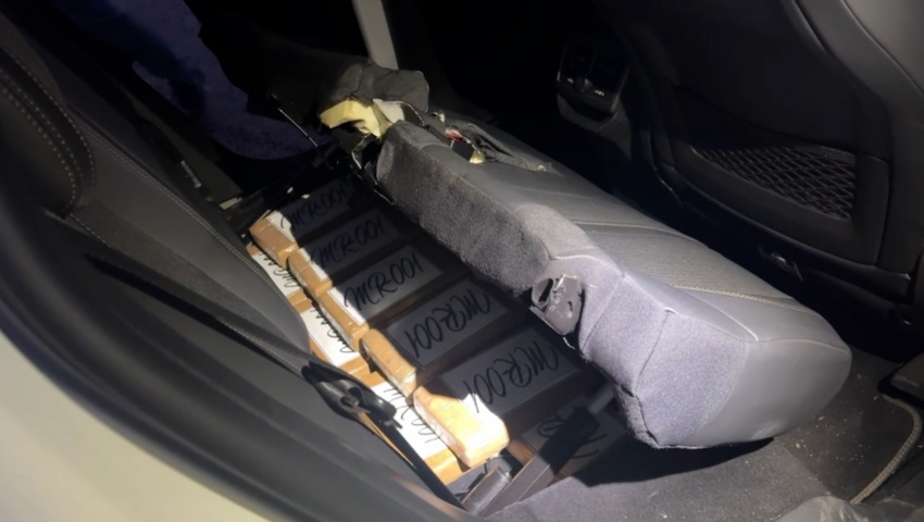 Detenidas en Cataluña dos organizaciones criminales con capacidad para distribuir 100 kilos de cocaína al mes e introducir droga y móviles en un centr...