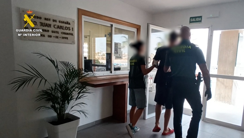 Detenidas tres personas por un tiroteo en plena calle en Pilar de la Horadada (Alicante)