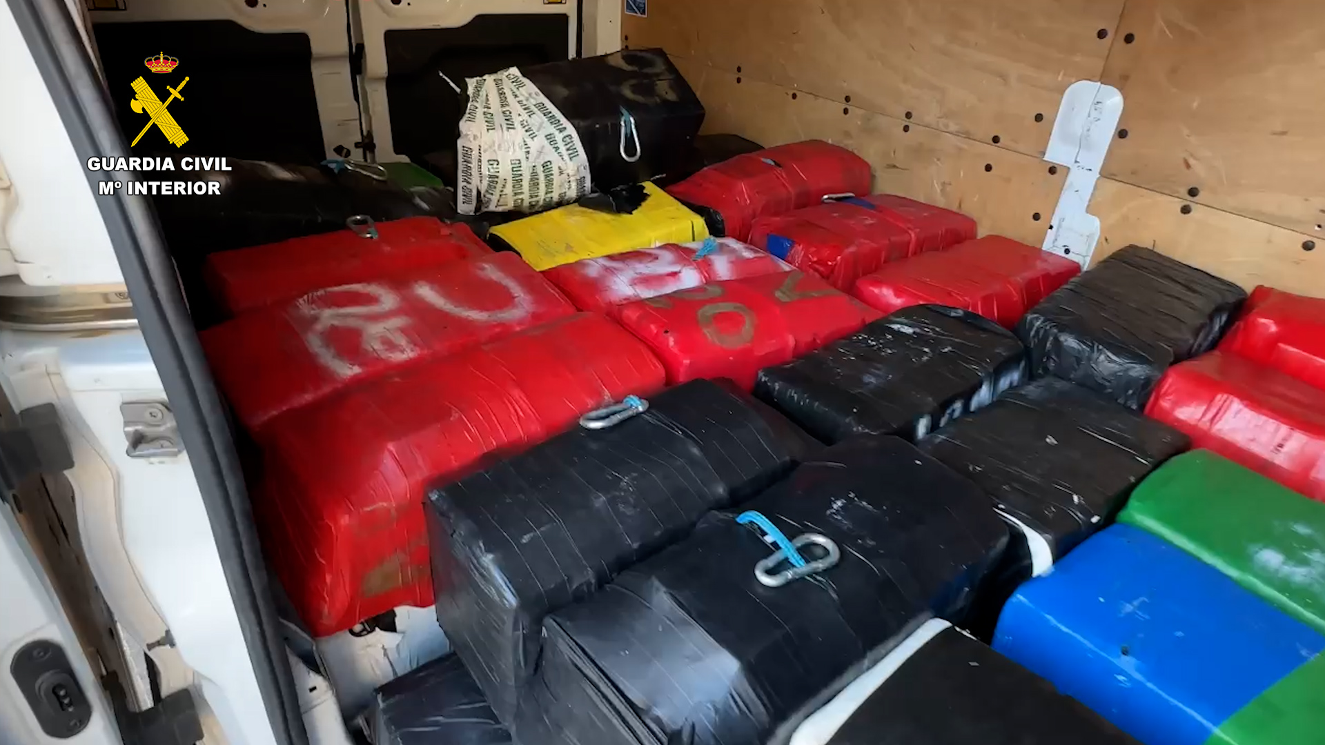 La Guardia Civil impide un alijo de 1.500 kg de cocaína destinado a las costas de Rota y Cádiz