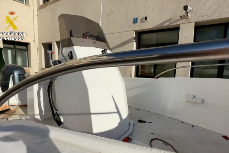 La Guardia Civil impide un alijo de 1.500 kg de cocaína destinado a las costas de Rota y Cádiz