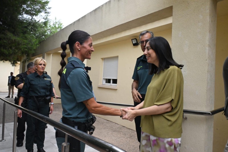 La directora general de la Guardia Civil visita el cuartel de Torre-Pacheco