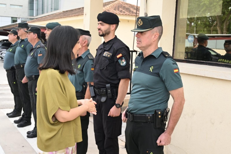 La directora general de la Guardia Civil visita el cuartel de Torre-Pacheco