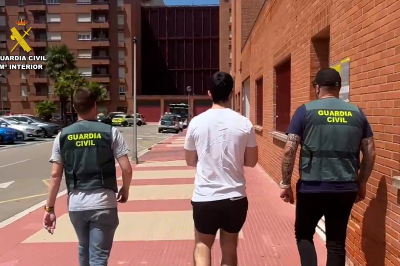 Detenidas dos personas por grabar y difundir imágenes de contenido sexual de sus víctimas