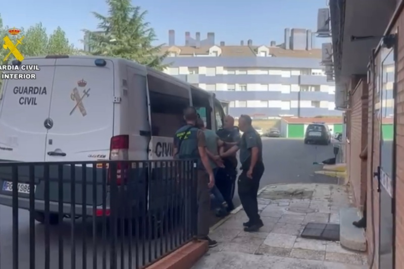 Detenido un trabajador de extinción de incendios forestales por el incendio de Cuevas del Valle (Ávila), que arrasó cerca de 2.200 hectáreas hace dos semanas