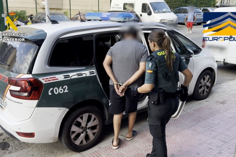 Detenidas 14 personas por favorecer la migración irregular entre Argelia y España