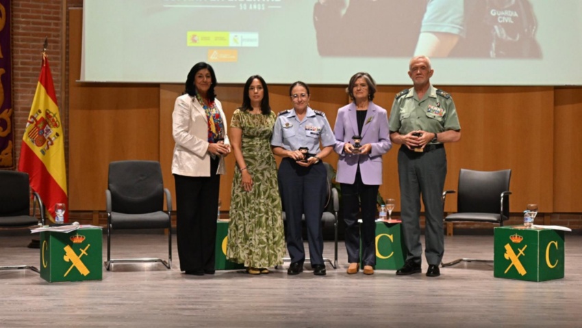 La Guardia Civil aborda la evolución de la incorporación de la mujer en unas jornadas celebradas en Guadalajara