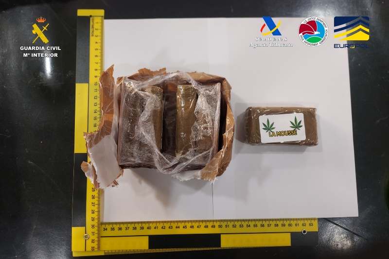 Más de dos toneladas de cocaína intervenidas y 34 detenidos pertenecientes a una organización criminal con epicentro en las Islas Canarias