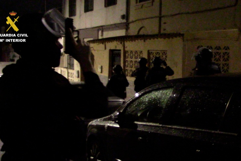 Detenidas 11 personas por favorecer la migración irregular desde Ceuta a la península Detenidas 11 personas por favorecer la migración irregular desde Ceuta a la península