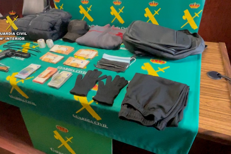 Detenido el autor de dos robos a punta de pistola en bancos de Toledo