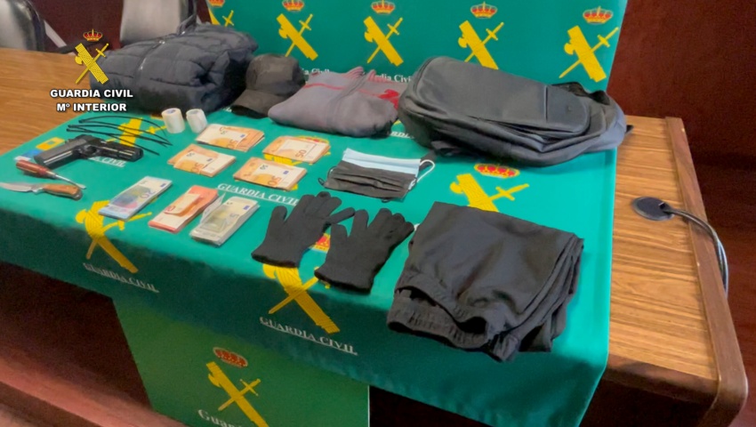 Detenido el autor de dos robos a punta de pistola en bancos de Toledo