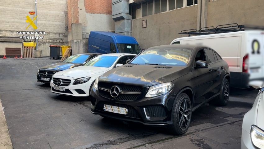 Detenida una red internacional por robar coches de alta gama en Europa para su venta en África