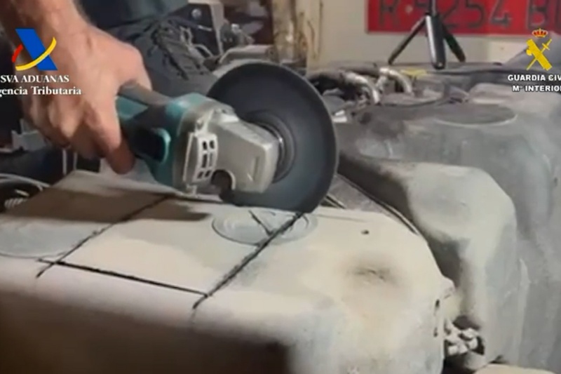 Intervenidos más de 2.100 kilos de hachís en el puerto de Algeciras Intervenidos más de 2.100 kilos de hachís en el puerto de Algeciras