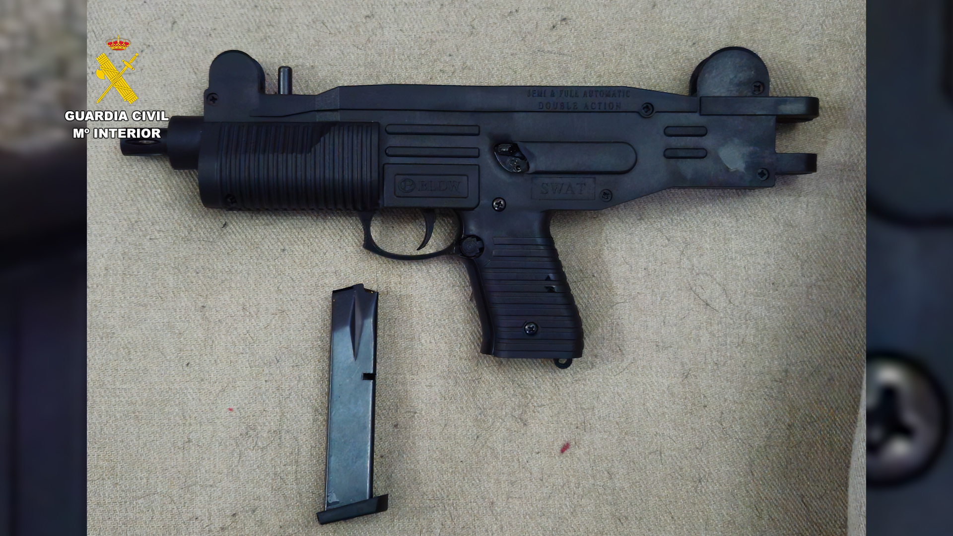 Dos detenidos en Almería por vender armas a toda Europa a través de internet