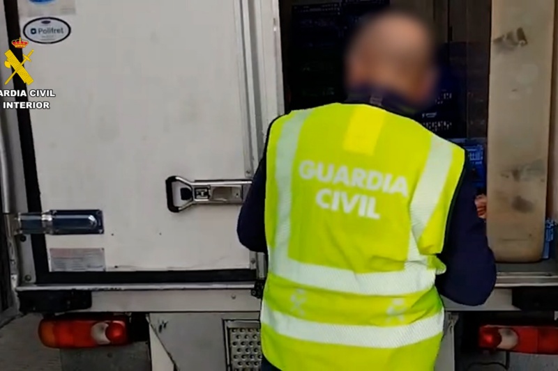 Intervenidas más de 50 toneladas de alimentos y productos no aptos para el consumo en Alicante