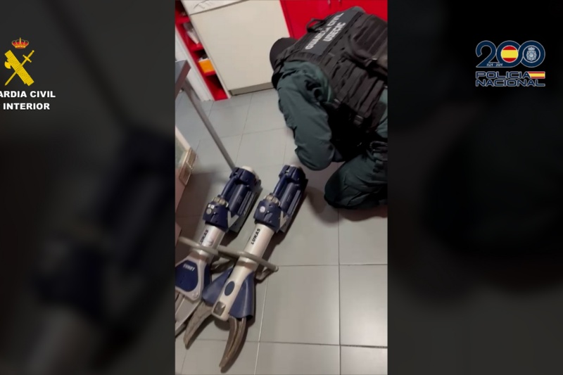 Desarticulado un grupo criminal por perpetrar dos robos con explosivos en cajeros en Granada