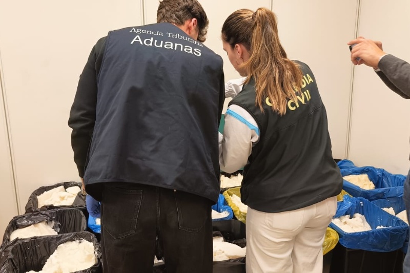 Intervenidos en Madrid 625 kilos de metanfetamina mezclada en un envío de aceite de coco procedente de México Intervenidos en Madrid 625 kilos de metanfetamina mezclada en un envío de aceite de coco procedente de México