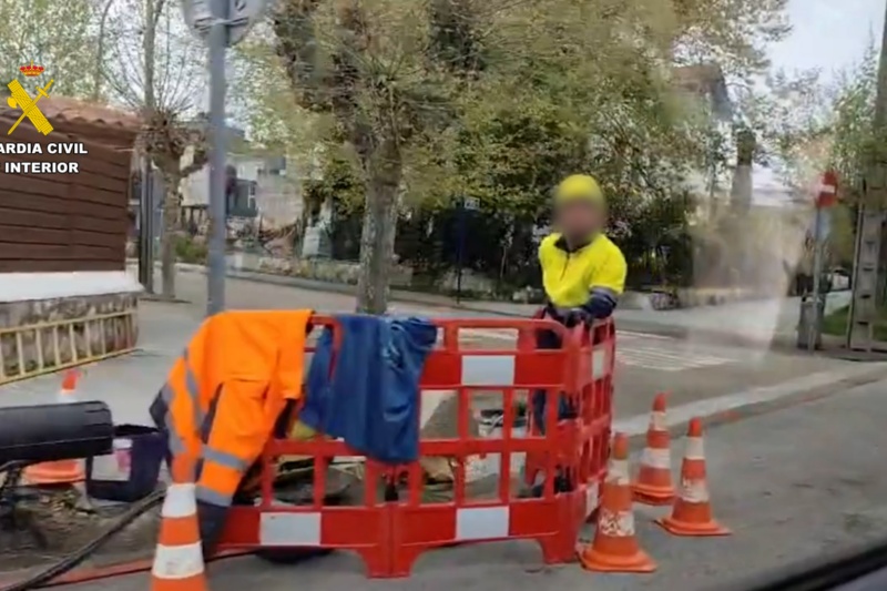 Supuesto trabajador en labores de mantenimiento