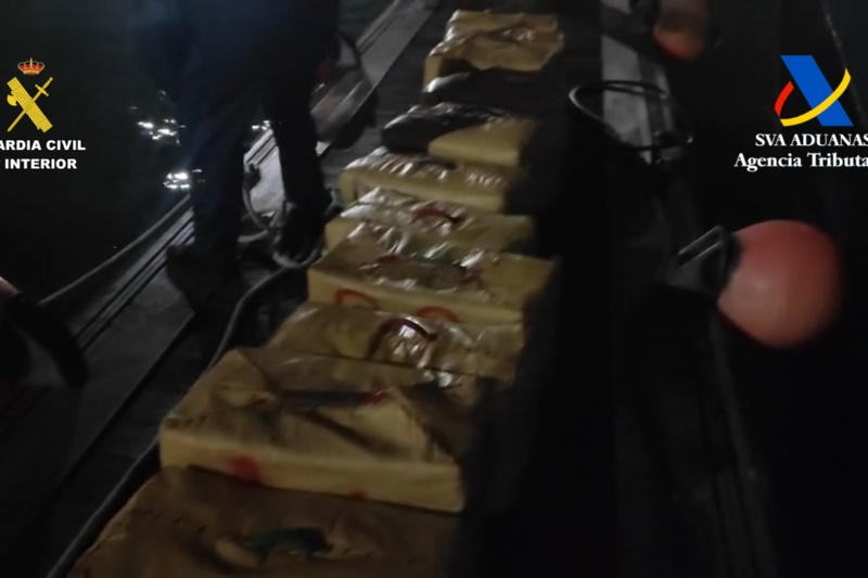 intervención de dos “narcolanchas”, 5.926 kilos de hachís