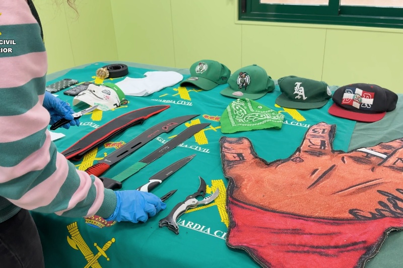 Desmantelado en Madrid un grupo criminal formado por componentes de los Trinitarios, los Blood y los Forty-Two