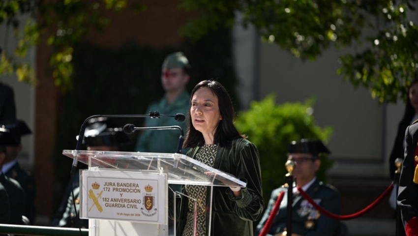 242 guardias jóvenes juran bandera en el Colegio Duque de Ahumada de Valdemoro