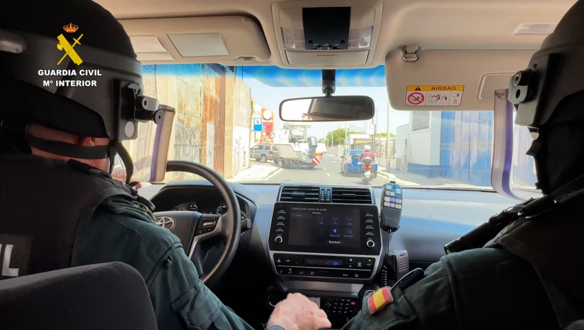 La Guardia Civil desarticula una organización criminal que operaba una narcogasolinera flotante