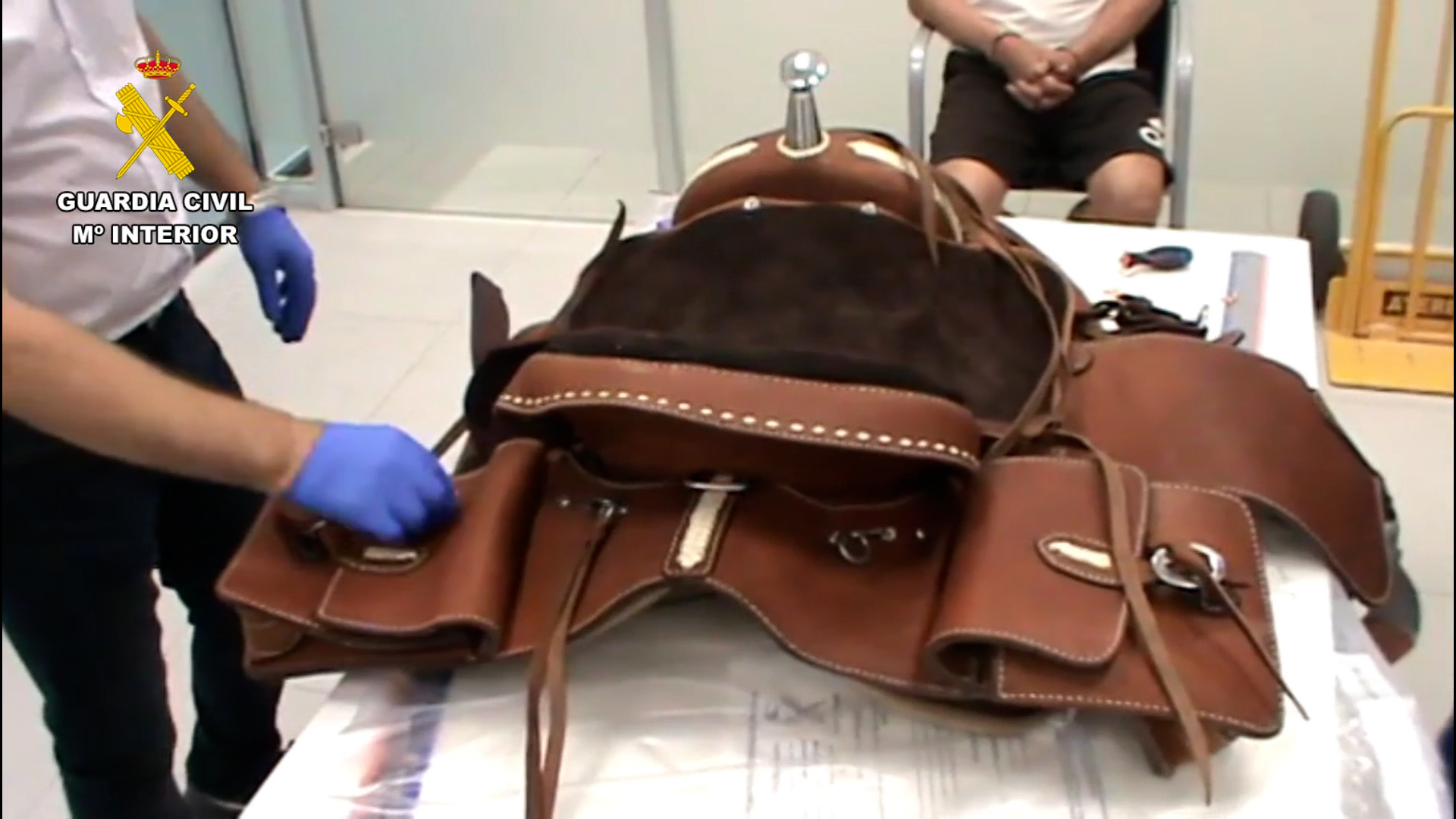 Silla de montar de caballo donde se ocultaban 5 kg. de cocaína
