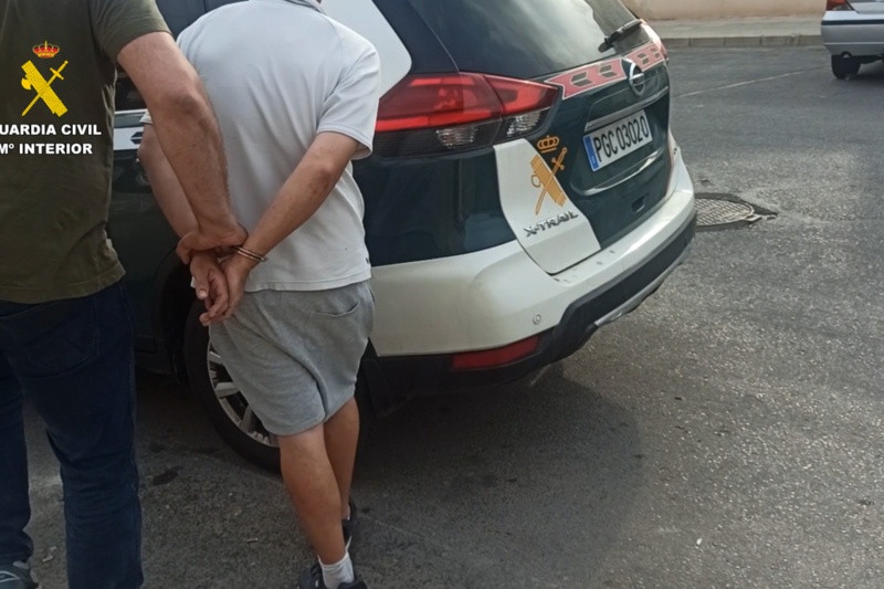 Dos detenidos por disparar en la cabeza a un joven en Orihuela Costa (Alicante)