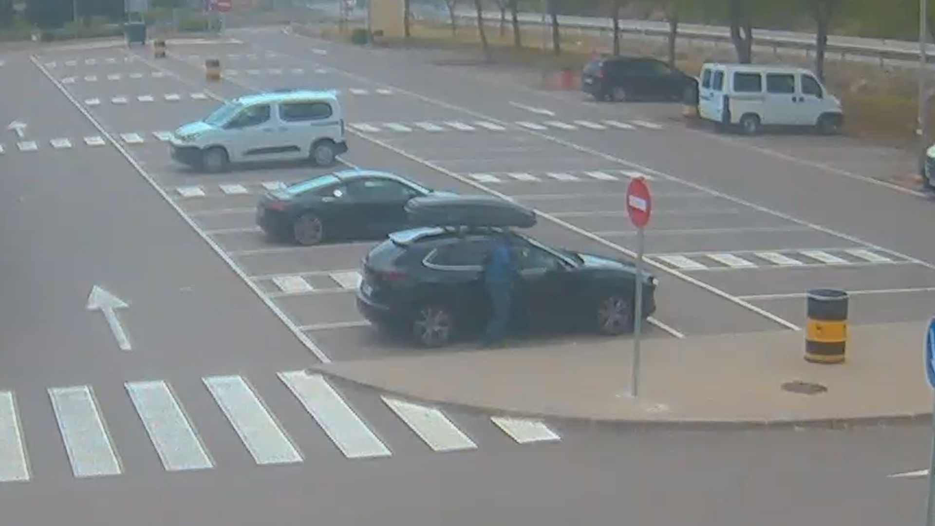 Detenido un grupo criminal por múltiples robos con fuerza en vehículos utilizando inhibidores de frecuencia en Valencia