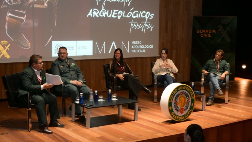 La Guardia Civil organiza una jornada sobre “La lucha contra el expolio de yacimientos arqueológicos terrestres” en el Museo Arqueológico Nacional